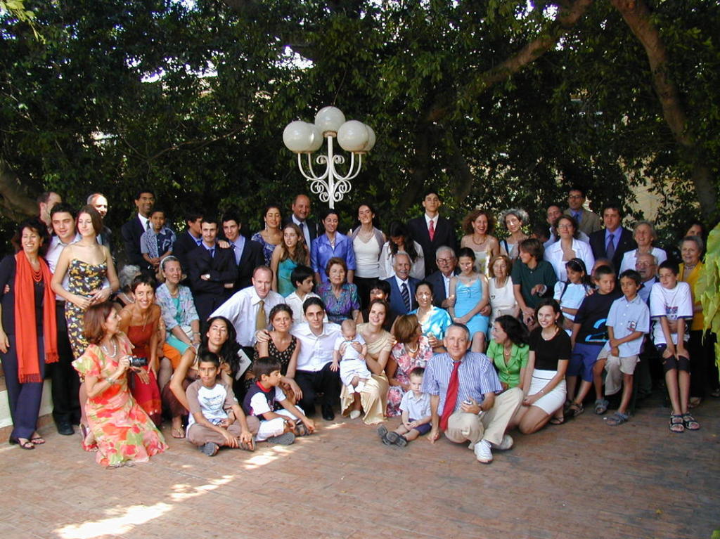 Riunione di famiglia, 2004